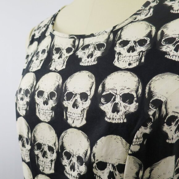 FOLTER Sz M Skulls Fit & Flare Sleeveless Dress Keyhole Back Pockets NWOT - Picture 9 of 13